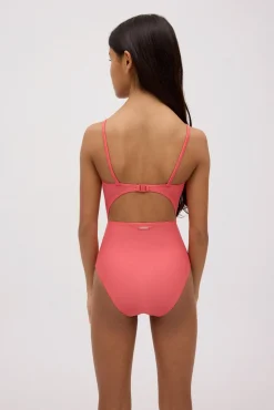 Bañador juvenil tirantes regulables detalle tiras coral