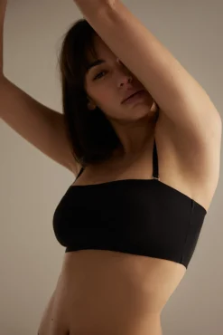 Bandeau con relleno y tirantes removibles negro