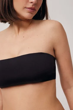 Bandeau con relleno y tirantes removibles negro