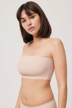 Bandeau con relleno y tirantes removibles nude