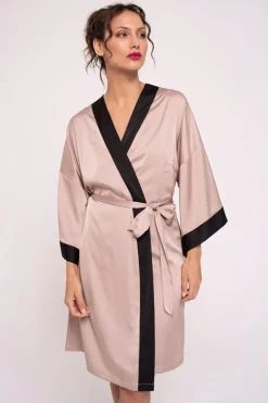 Bata mujer satén rosa | MUYDEMI