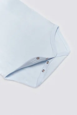 Body bebé básico tirantes finos celeste