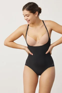 Body-up reductor braga de tul negro