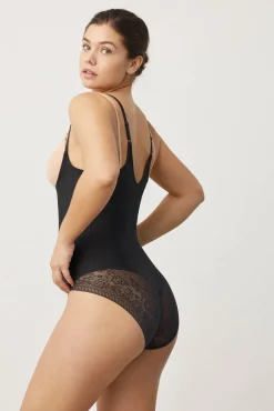 Body-up reductor con encaje negro