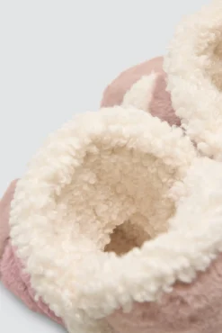 Botas de casa pelo con detalles de colores