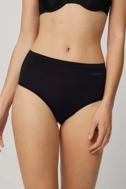 Braga alta adapt con acabados invisibles negro