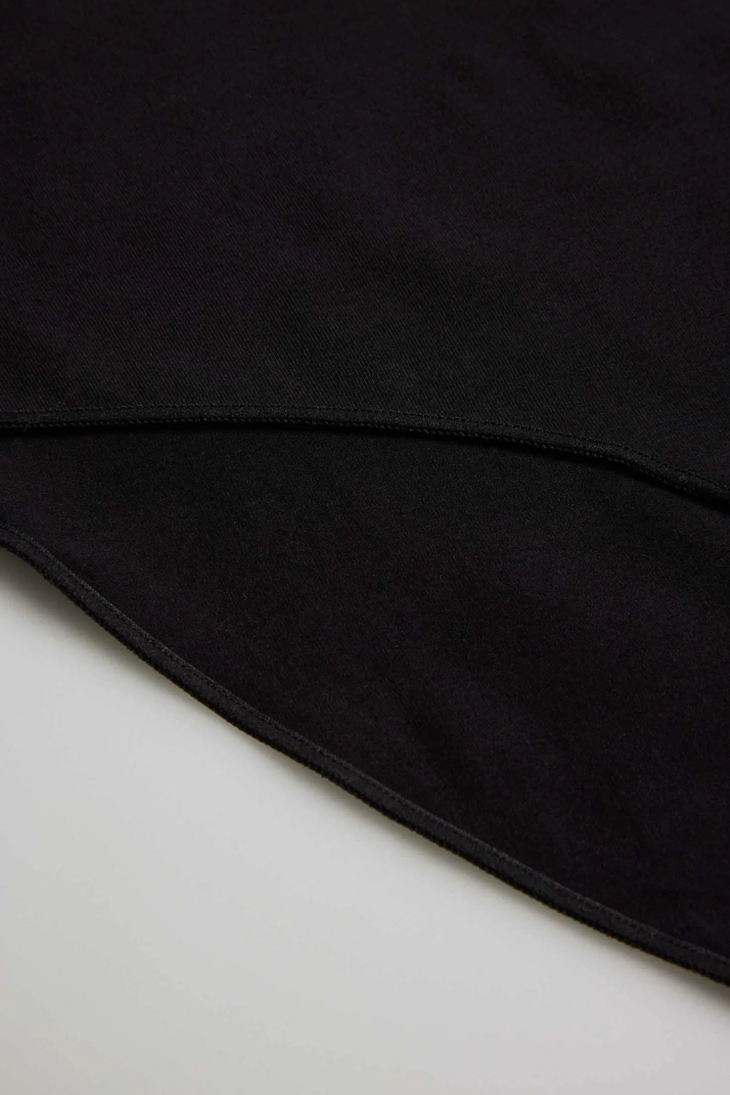 Braga alta básica algodón negro