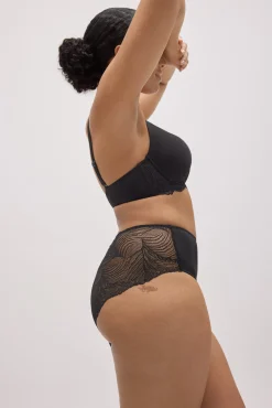 Braga alta de encaje negro