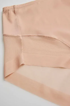 Braga alta de tul nude