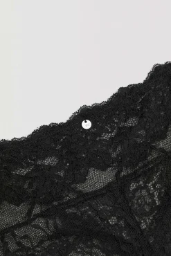 Braga alta encaje negro