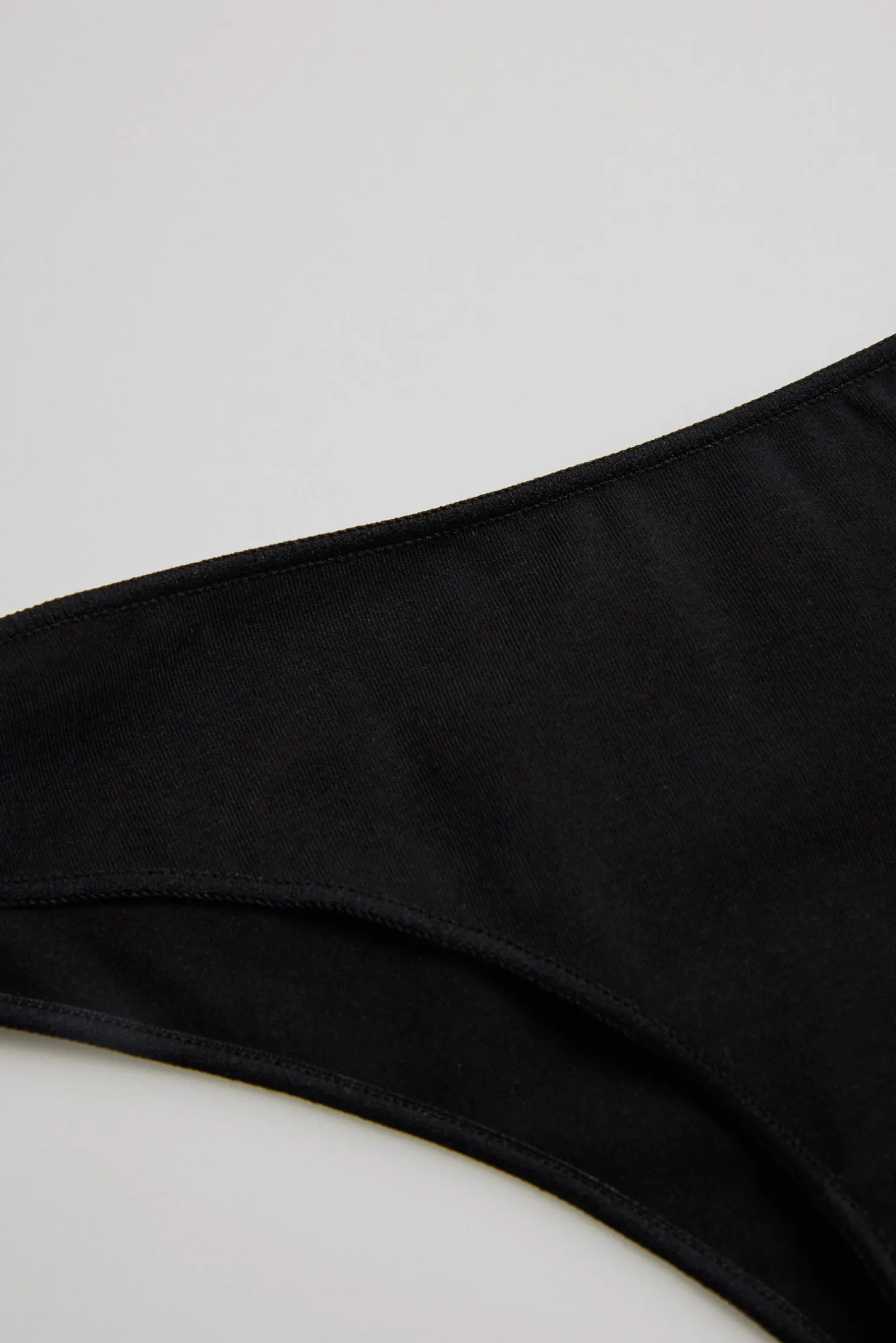 Braga brasileña algodón negro