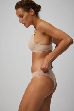 Braga brasileña algodón nude