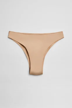 Braga brasileña algodón nude