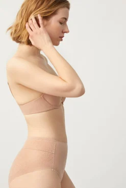 Braga maxi invisible con encaje nude