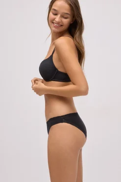 Braga mini detalles encaje negro