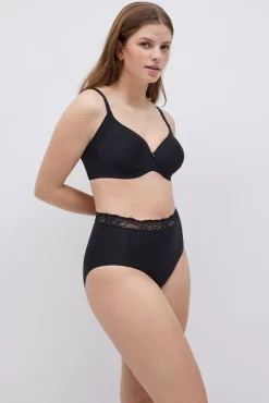 Braga reductora media compresión negro