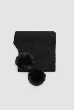 Bufanda con pompones negra