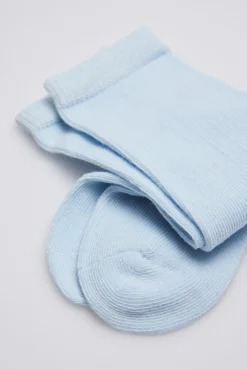 Calcetines bebé largos básicos celeste