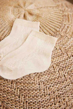 Calcetines infantiles de ceremonia clásicos beige