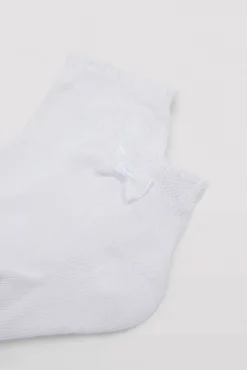 Calcetines infantiles de ceremonia con lazo blancos