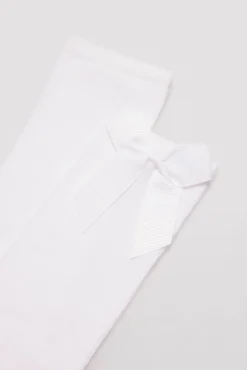 Calcetín infantil largo detalle lazo blanco