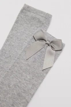 Calcetín infantil largo detalle lazo gris