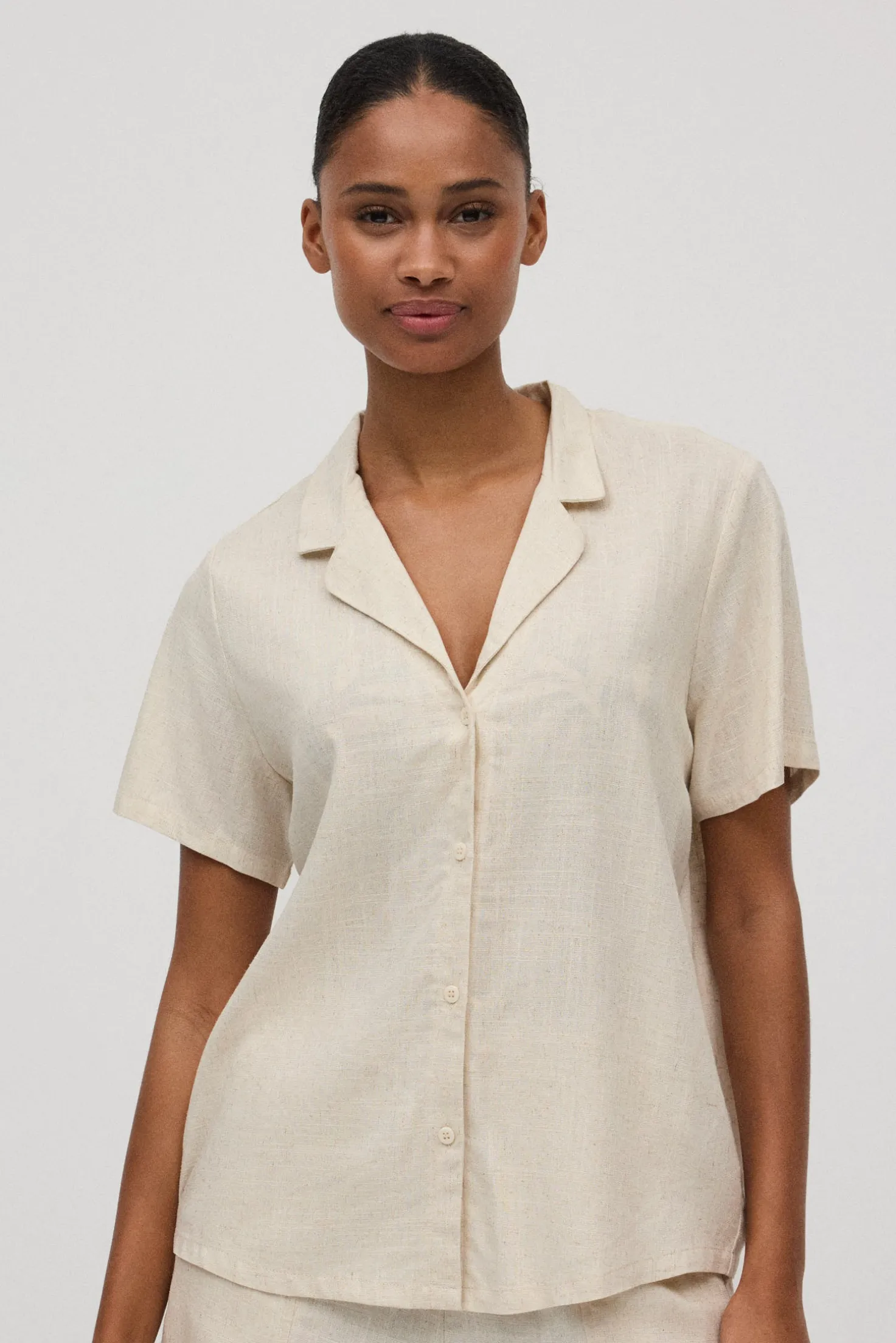 Camisa manga corta con lino