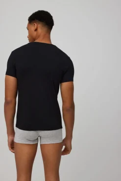 Camiseta interior manga corta cuello pico negro