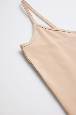 Camiseta interior tirante fino algodón nude