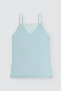 Camiseta tirantes con detalles encaje verde