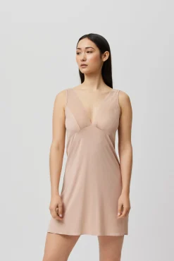 Camisón detalles tul nude