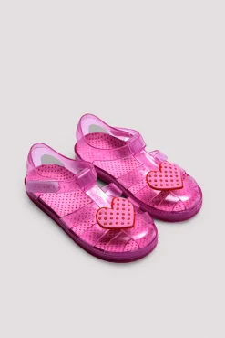 Cangrejeras de playa niña detalle corazón