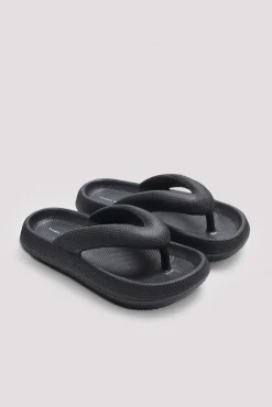 Chanclas de playa de dedo antideslizantes ligeras extra comfort negro