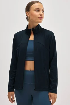 Chaqueta deportiva ajustada transpirable negro