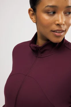 Chaqueta deportiva ajustada transpirable burdeos