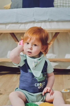 Conjunto bebé 3 piezas camiseta, short y bandana Crocodino