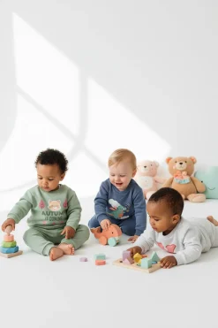 Conjunto bebé sudadera y jogger gris estampado