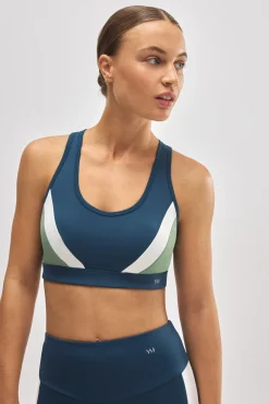 Conjunto deportivo color block azul