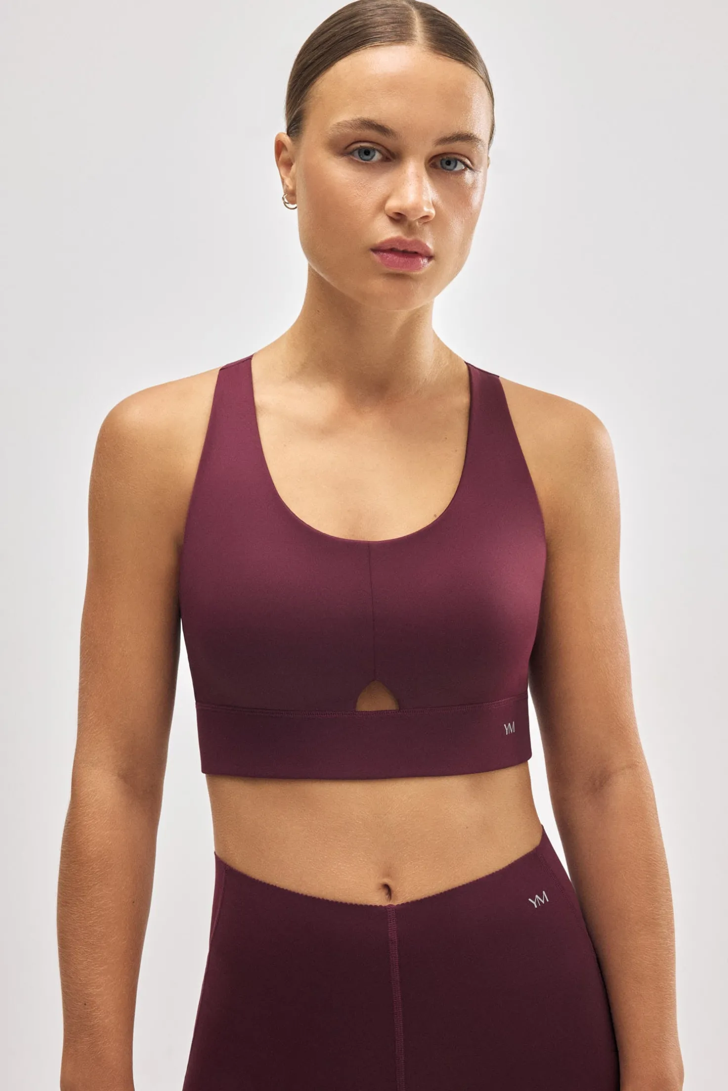 Conjunto deportivo granate vientre plano Colección compressive