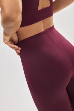 Conjunto deportivo granate vientre plano Colección compressive