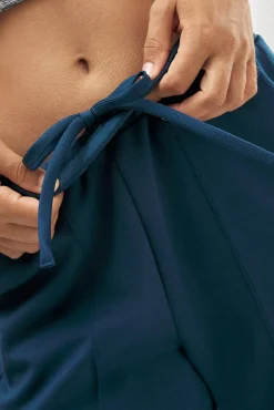 Conjunto deportivo sudadera y jogger azul Colección de viaje