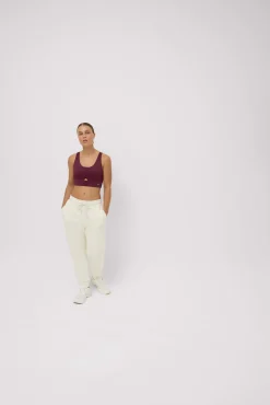 Conjunto deportivo top compressive granate y jogger