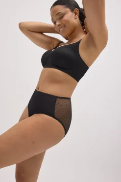 Conjunto lencero sujetador reductor y braga alta negro