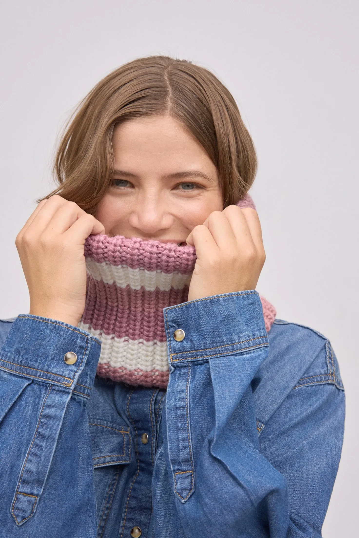 Cuello de punto rayas