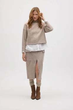 Falda midi cálida estilo cargo marrón