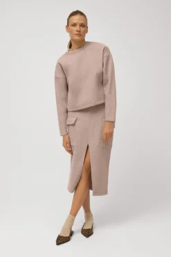 Falda midi cálida estilo cargo marrón