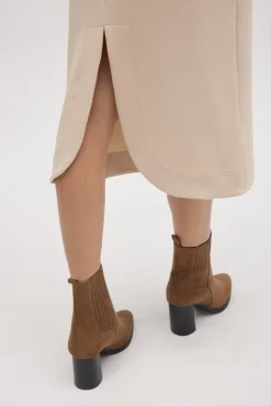 Falda midi fluida marfil