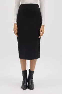 Falda midi fluida negro