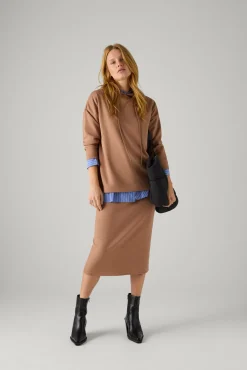 Falda midi lisa marrón