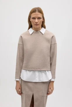 Jersey cálido estructura cuello redondo marrón